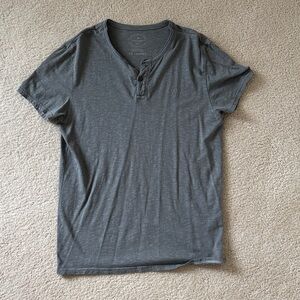 American Eagle Outfitters Dark Gray Short Sleeve Henley